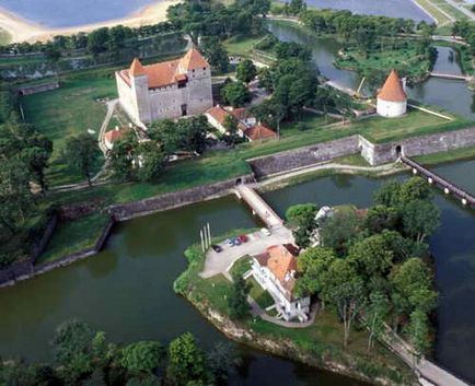 Ce să vezi în Saaremaa este o estonă uimitoare - paginile istoriei; Chihlimbar estonă, istorie