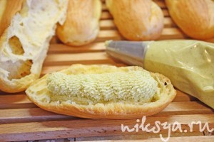 Eclairs cu cremă de fistic pudră, cel mai delicios portal RuNet