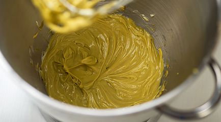 Reteta simpla pentru pasta fistica pentru crema delicioasa cu pasta de fistic
