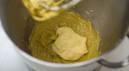 Reteta simpla pentru pasta fistica pentru crema delicioasa cu pasta de fistic