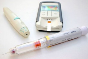 Az inzulinfüggő cukorbetegség kezelésére, a fő tünetei