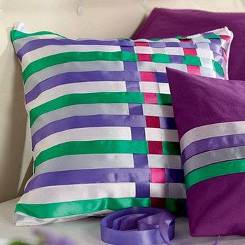 Як зшити декоративну подушку з атласною тасьми, затишок і тепло мого будинку