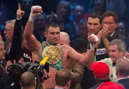 Klitschko vs Chisora ​​helyett egy bombázó - 12 kör gond - hírportál