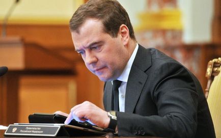 Sour „elektronikus aláírás Dmitrij Medvegyev