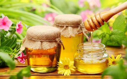Remedii populare populare pentru drojdii, sifon, miere