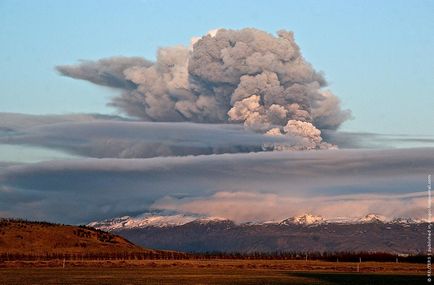 Re-kitörés a izlandi vulkán