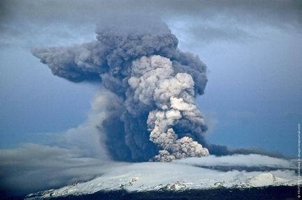Repetarea erupției vulcanice în Islanda