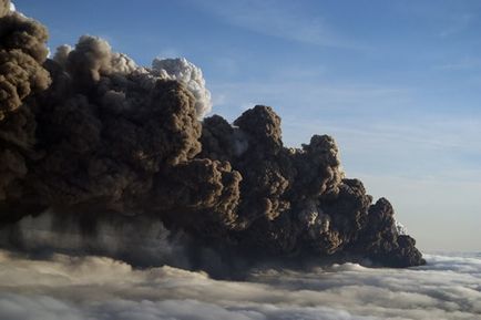Повторне виверження вулкана в ісландії