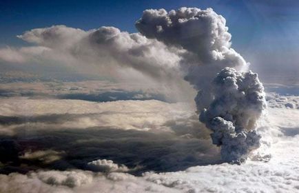 Повторне виверження вулкана в ісландії
