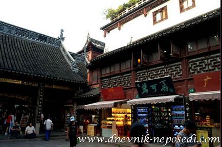 Yuyuan kertek és az utcai Yu Yuan Sanghajban, napló nyugtalan (Shanghai) Yuyuan kertek és az utcai Yu Yuan Sanghajban, napló nyugtalan