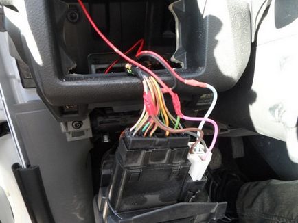 Instalarea și conectarea DVR în ford focus 2, electrician și electronice ford focus 2