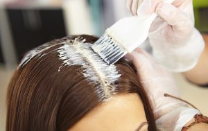 Алергія на фарбу для волосся лікування і симптоми