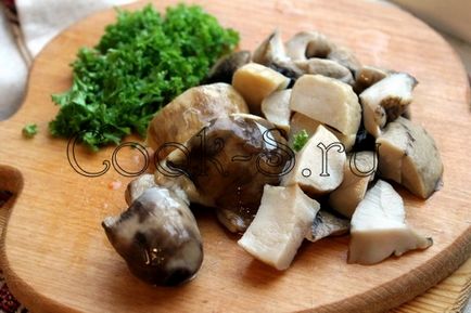 Борщ з грибами - покроковий рецепт з фото, перші страви