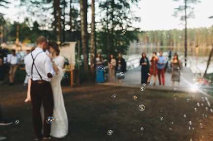 Boho erdő esküvő Eugene és Anastasia