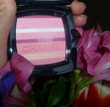 Chanel sclipire orizont roșu Chanel comentarii