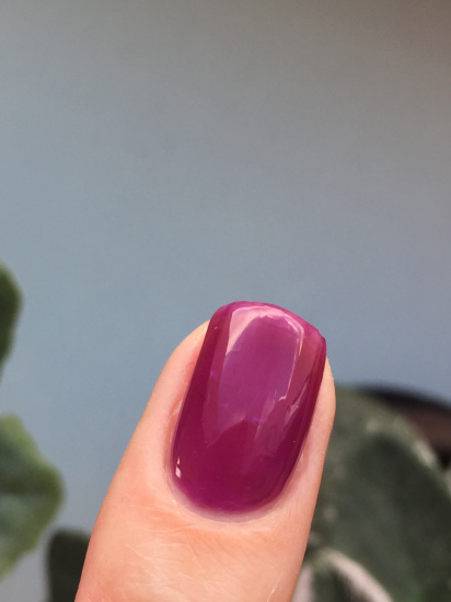 Cerneală de acuarelă sau lac de jeleu de vopsea dulce Givenchy le vernis # 31 cerneală purpurie din primăvară