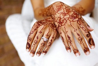 Ce este desenele biotate - henna ca o alternativă temporară la tatuaje
