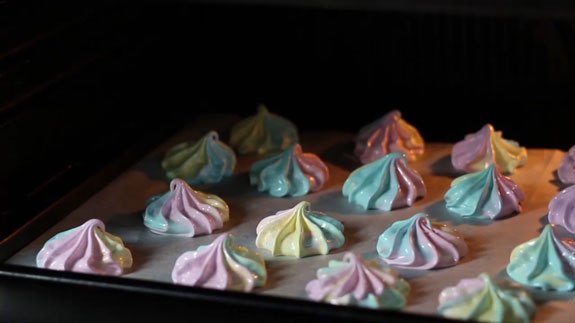 Culoare meringue pas-cu-pas video-reteta video