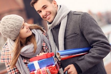 Дарувати шарф в подарунок коханій погана прикмета
