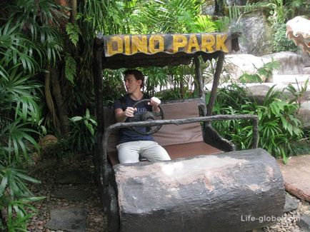 Dino parc mini-golf (dino parc mini golf) în Phuket - teleportare în perioada Jurassic