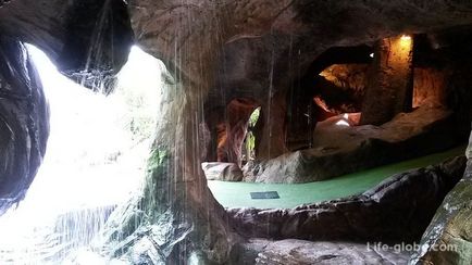 Діно парк міні-гольф (dino park mini golf) на Пхукеті - телепортація в юрський період