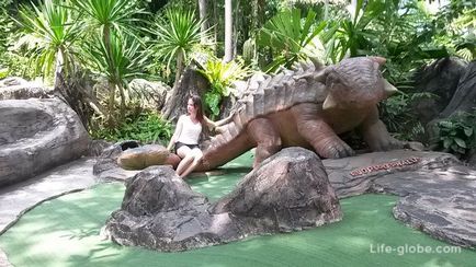 Dino parc mini-golf (dino parc mini golf) în Phuket - teleportare în perioada Jurassic