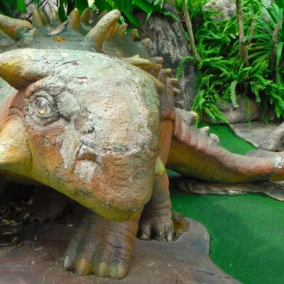 Parcul Dino din Phuket - simțiți atmosfera perioadei jurasice!