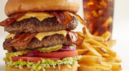 Dupla sajtburgert - az egyik legnépszerűbb szendvicset!