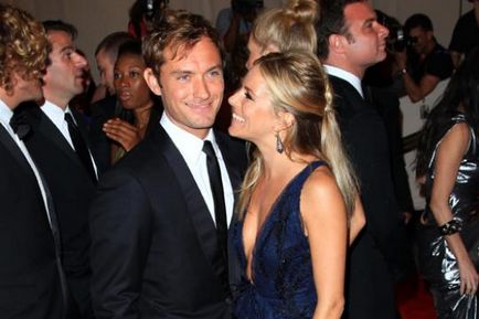 Jude Law és Sienna Miller nyári esküvő Franciaországban