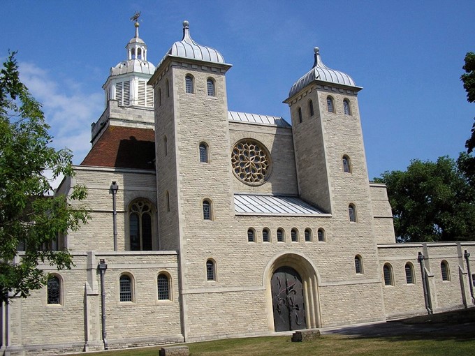 Turul Portsmouth - un patrimoniu cultural pe care îl puteți vizita - monumente, muzee, temple, palate și