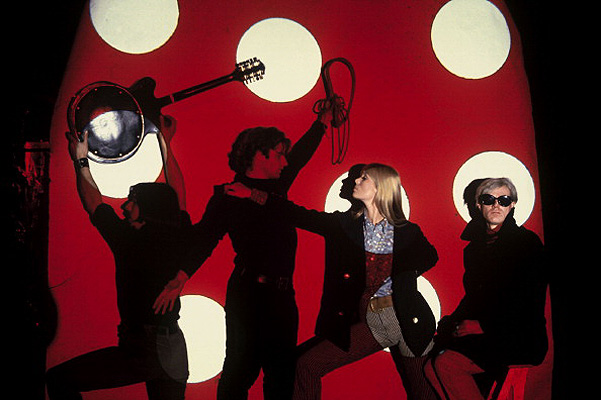 Andy Warhol 10 fapte importante din biografia idolului pop art, bârfa
