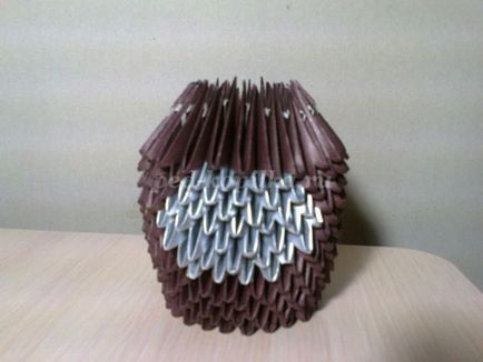 Arici cu conuri în tehnica modulară origami