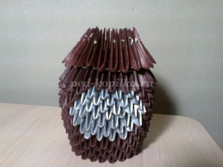 Arici cu conuri în tehnica modulară origami