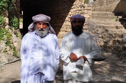 Yezidis printre noi despre viața castă, căsătoriile mixte și închinarea la un păun