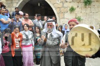 Yezidis printre noi despre viața castă, căsătoriile mixte și închinarea la un păun