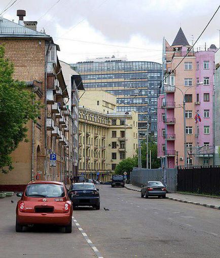 Unde este cea mai scurtă stradă din Moscova?