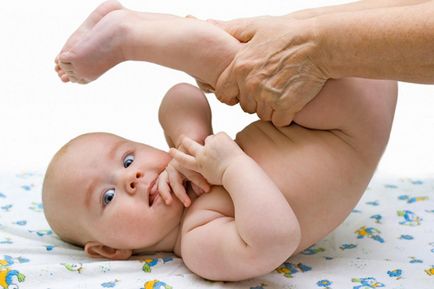 Hidrocele sau picături la băieți (la făt, nou-născut, sugari, sugari, adolescenți)