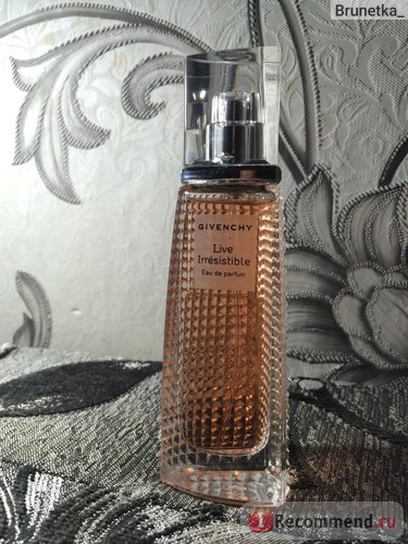 Givenchy trăiesc irezistibil - 