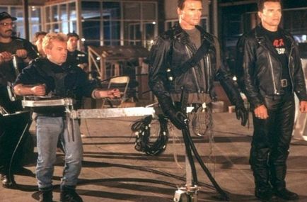 Érdekességek a film Terminator 2 Judgment Day - (felül)