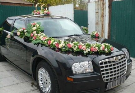 Művirág - a dekoráció autó - esküvői paradicsom