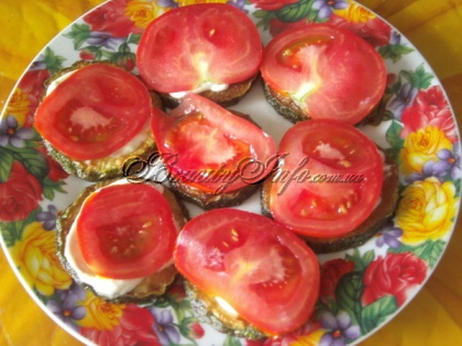 Кабачки з сиром, часником і помідорами - покроковий рецепт приготування з фото, beautyinfo