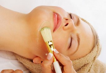 Cât de des pot face masaj facial cu miere?