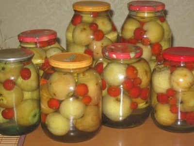 Як приготувати компот з яблук рецепт на зиму
