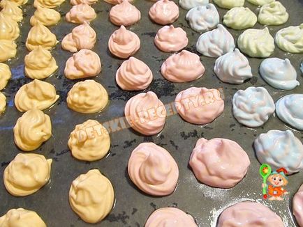 Cum să gătești o rețetă multicoloră de meringue - fotografie (acasă), rețete pentru copii, mâncăruri