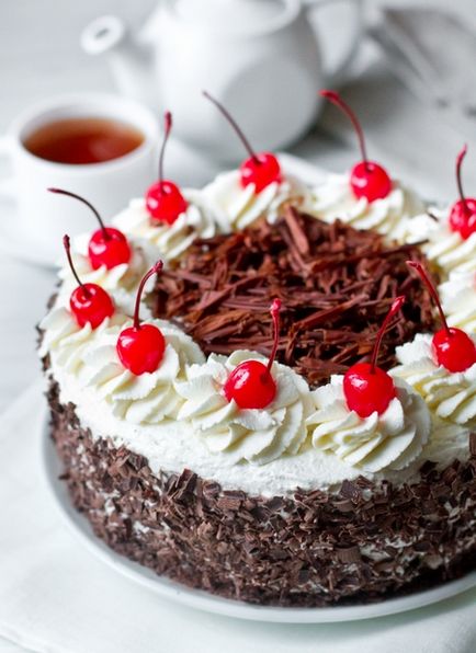 Hogyan kell főzni egy torta - Feketeerdő - egy bevált recept lépésről lépésre képekkel a finom blog