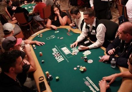 Cum să verificați jucătorul de poker rechin poker în funcție de instrucțiuni