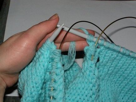 Cum de a lega un poncho pentru o fată cu ace de tricotat, o clasă de master