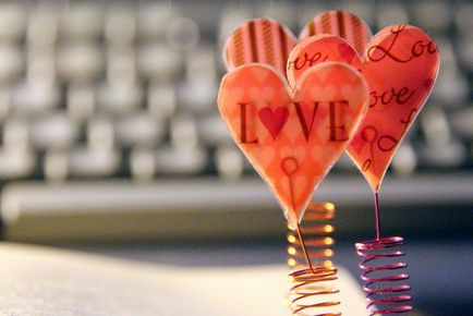 Cum să decorezi o cameră pentru Ziua Îndrăgostiților cu mâinile tale, inimi pentru Ziua Îndrăgostiților