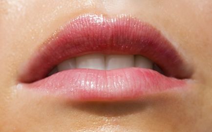 Cum să aibă grijă de buze în toamnă 5 sfaturi utile - revista pentru femei