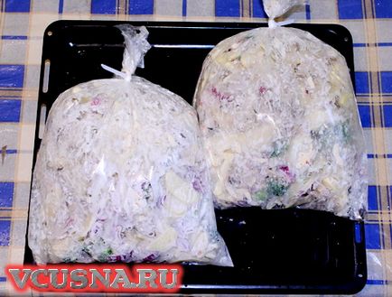 Картопля з м'ясом і грибами запечена в рукаві - покроковий фото рецепт